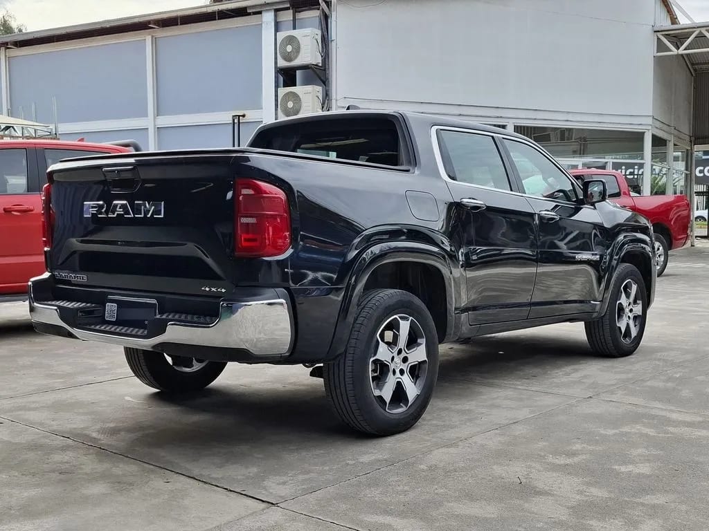 Ram Rampage 2.2 Laramie Diesel 4x4 Dob. Cab. At 4p año 2026