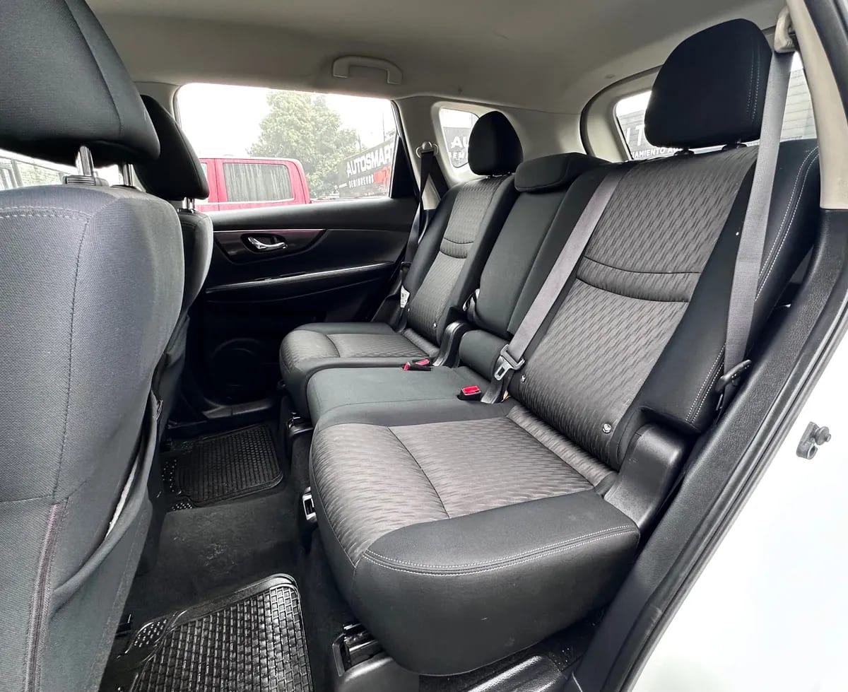 NISSAN X-TRAIL 2.5 Sense 2row At 4x4 año 2021