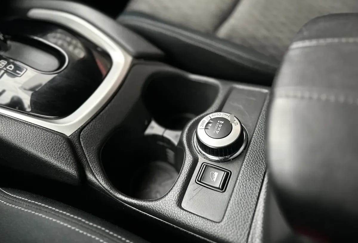 NISSAN X-TRAIL 2.5 Sense 2row At 4x4 año 2021
