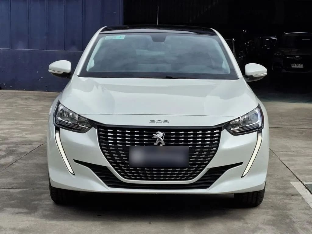 Peugeot 208 1.2 Style Puretech 75 4x2 Mt 5p año 2023