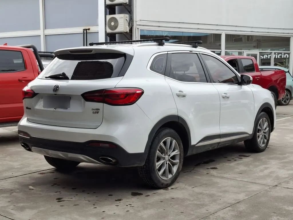 MG Hs 1.5t año 2020
