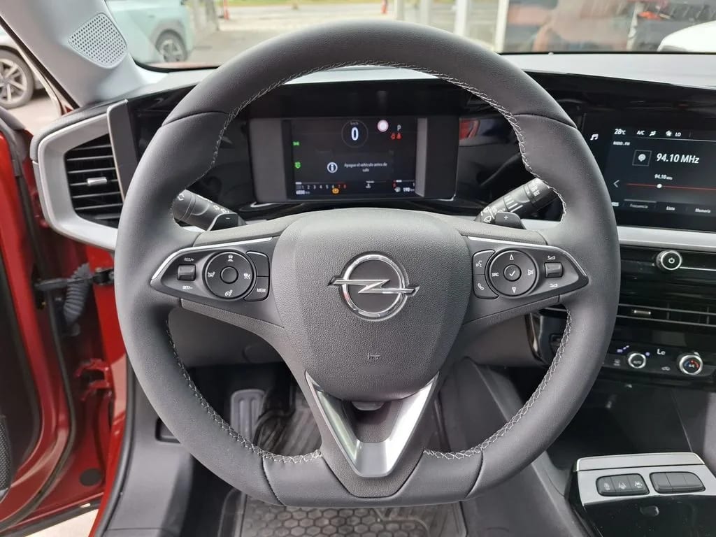 Opel Mokka At 1.2 año 2025