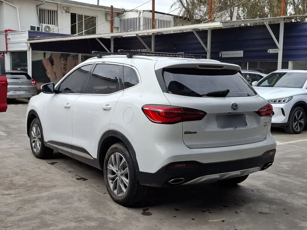MG Hs 1.5t año 2020