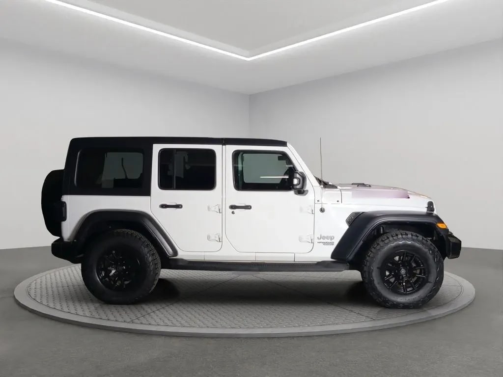 Jeep Wrangler 3.6 Unlimited Sport 4x4 At 5p año 2021