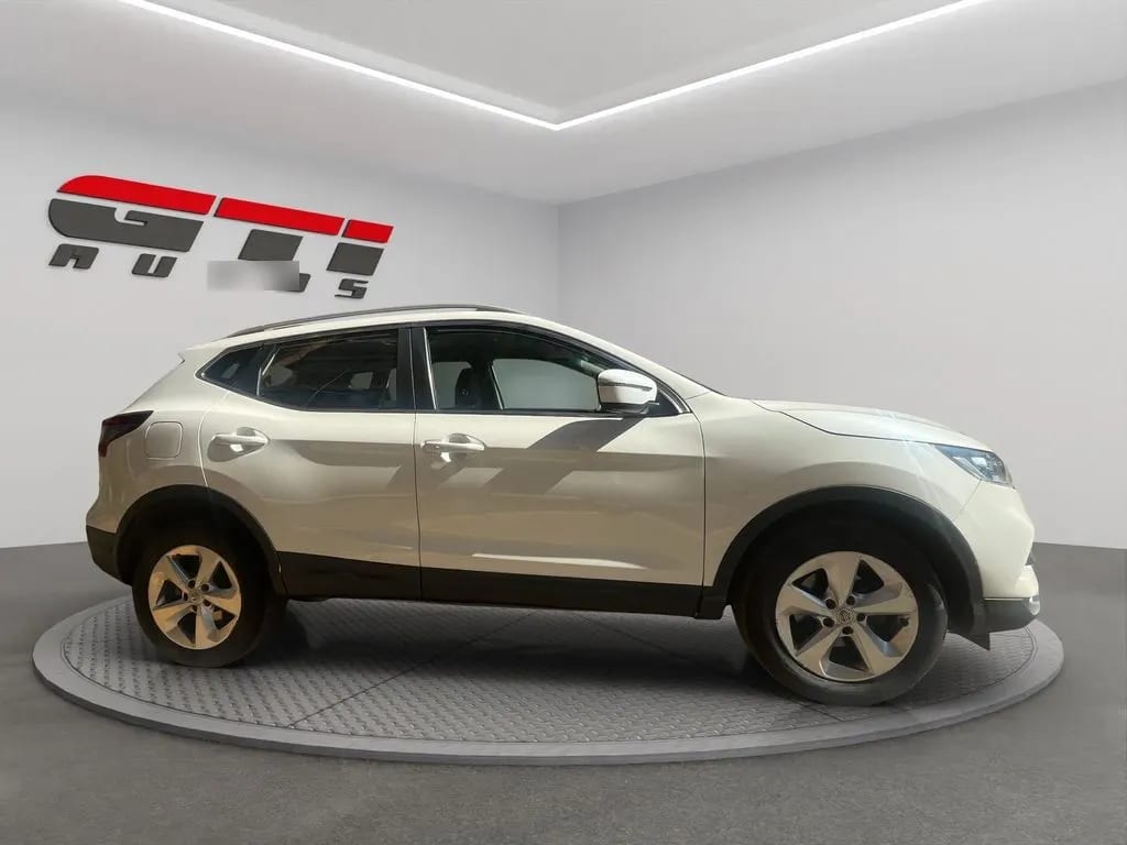 Nissan Qashqai Mt Sense 4x2 año 2021