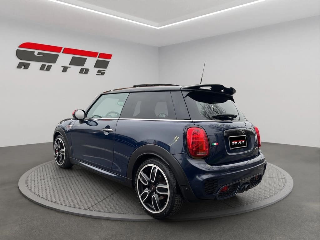 Mini Cooper Jcw Hb 2.0 Aut año 2019