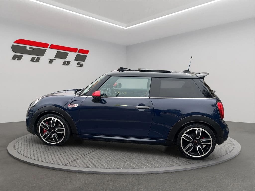 Mini Cooper Jcw Hb 2.0 Aut año 2019