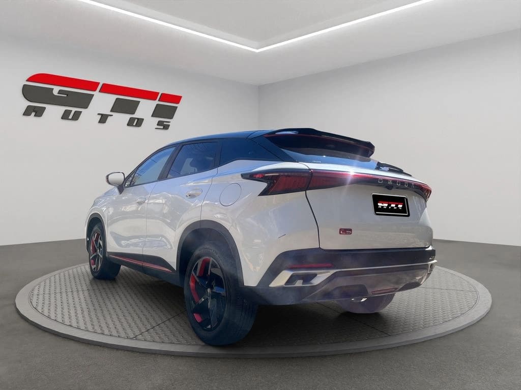Omoda C5 1.5 Aut año 2025