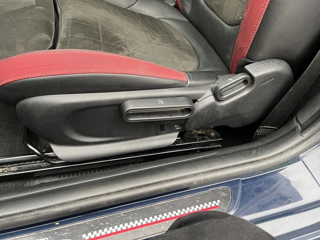 Mini Cooper Jcw Hb 2.0 Aut año 2019
