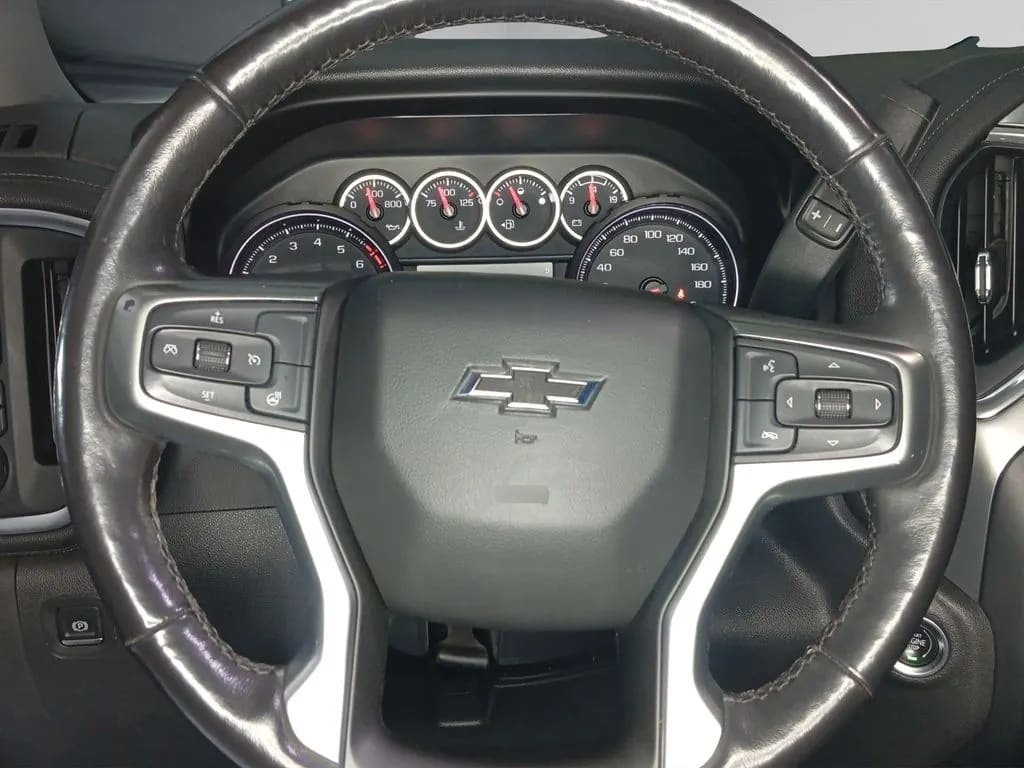Chevrolet Silverado 5.3 Cc Trail Boss Z71 4x4 año 2021