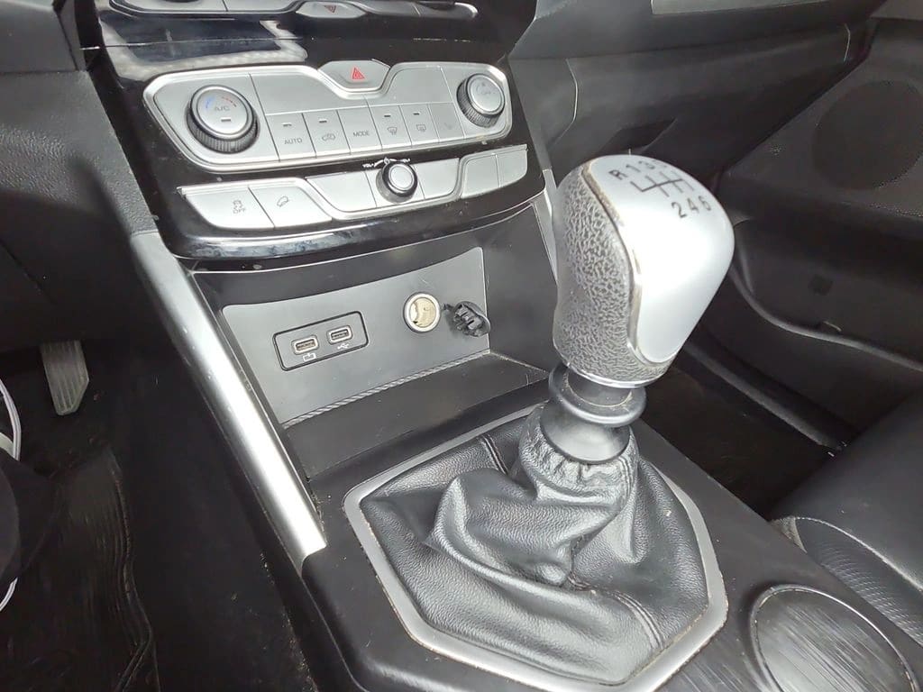 Great Wall Poer 2.0 Deluxe Mt 4x2 Diesel año 2022
