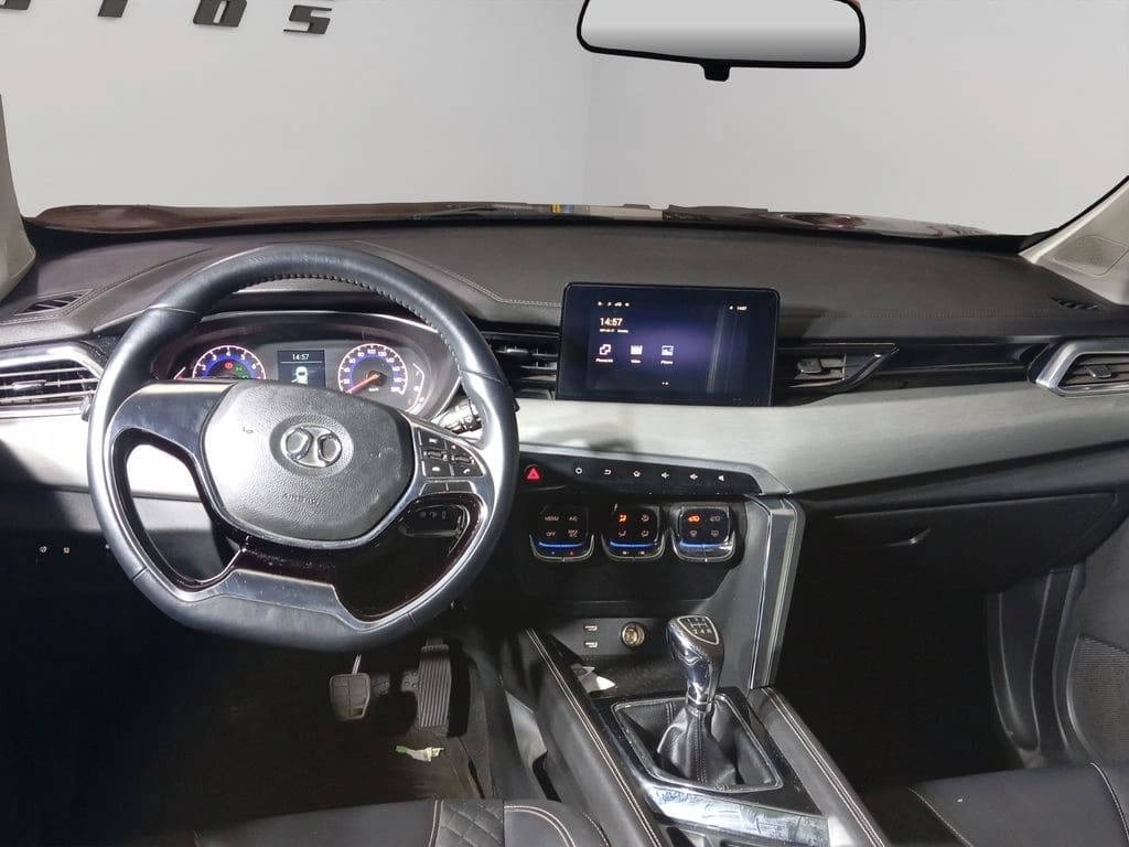BAIC X35 1.5 Elite 4x2 Mt 5p año 2023