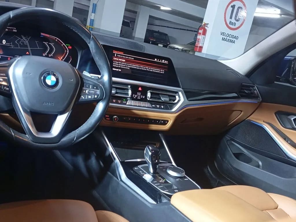 BMW 320d 2.0 I Urban Lci At Diesel año 2022
