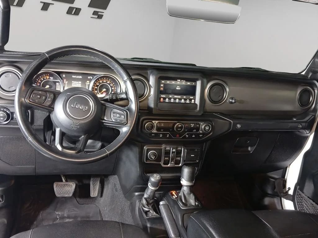 Jeep Wrangler 3.6 Unlimited Sport 4x4 At 5p año 2021