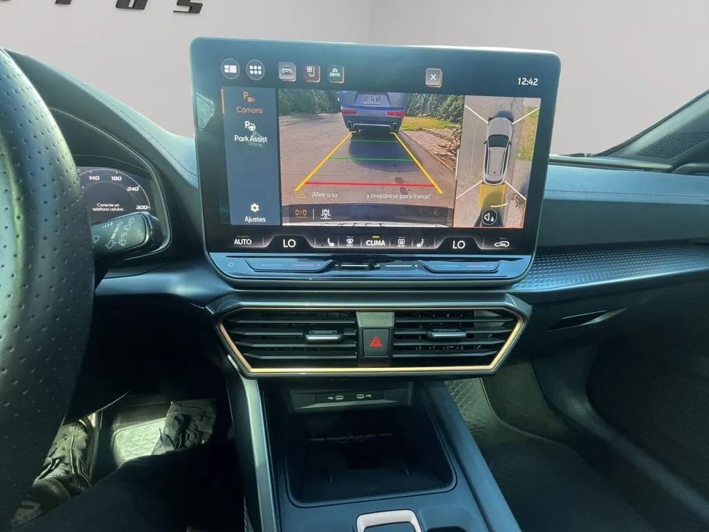 Cupra Formentor Formentor 2.0 Tsi Vz 4drive 4x4 Pint Mate At 5p año 2025