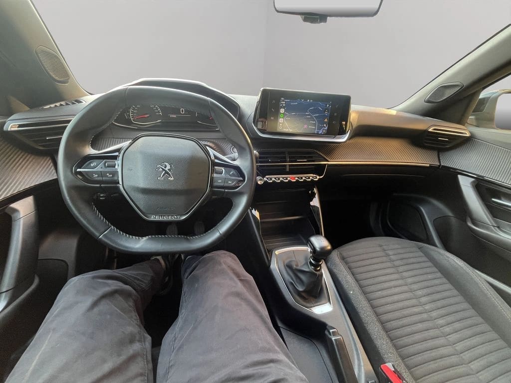 Peugeot 2008 1.2 Active Puretech 130 4x2 Mt 5p año 2023