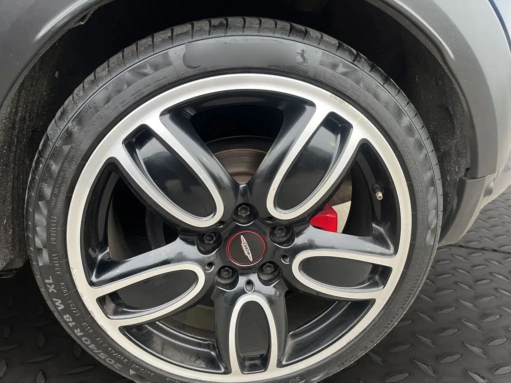 Mini Cooper Jcw Hb 2.0 Aut año 2019
