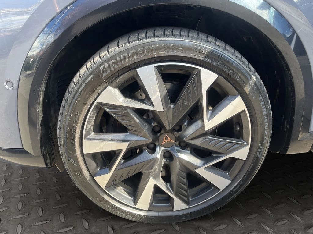 Cupra Formentor Formentor 2.0 Tsi Vz 4drive 4x4 Pint Mate At 5p año 2025
