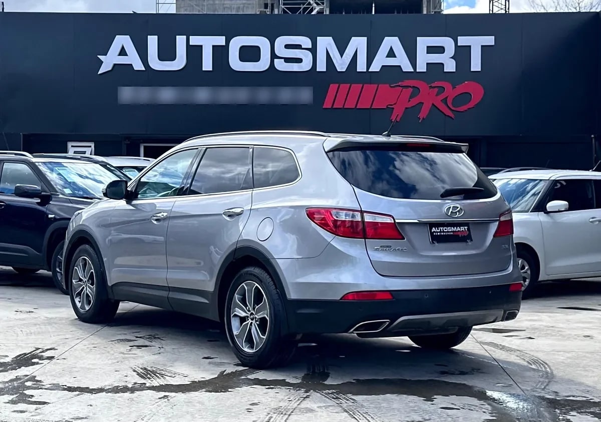 HYUNDAI GRAND SANTA FE 3.3 Nc Gls At 4x4 año 2016