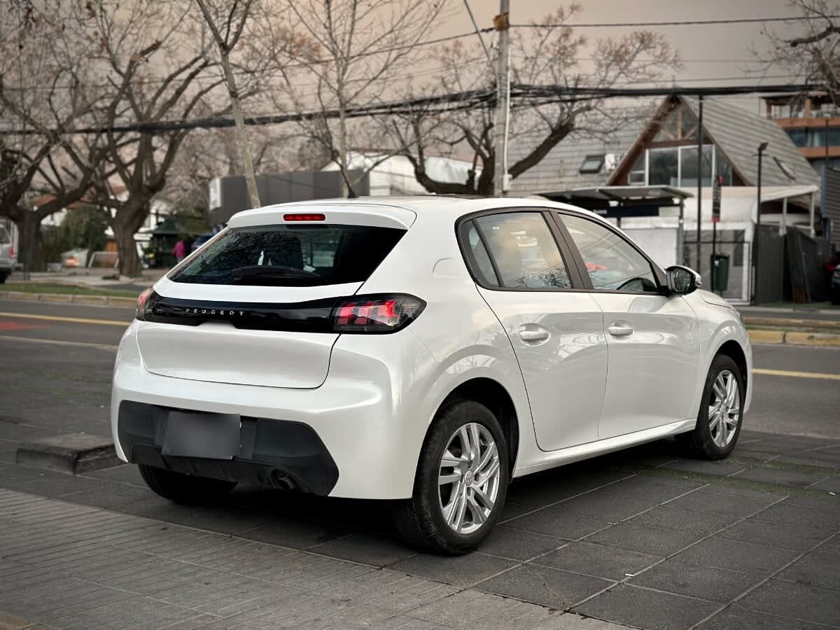 Peugeot 208 Active Pack año 2023