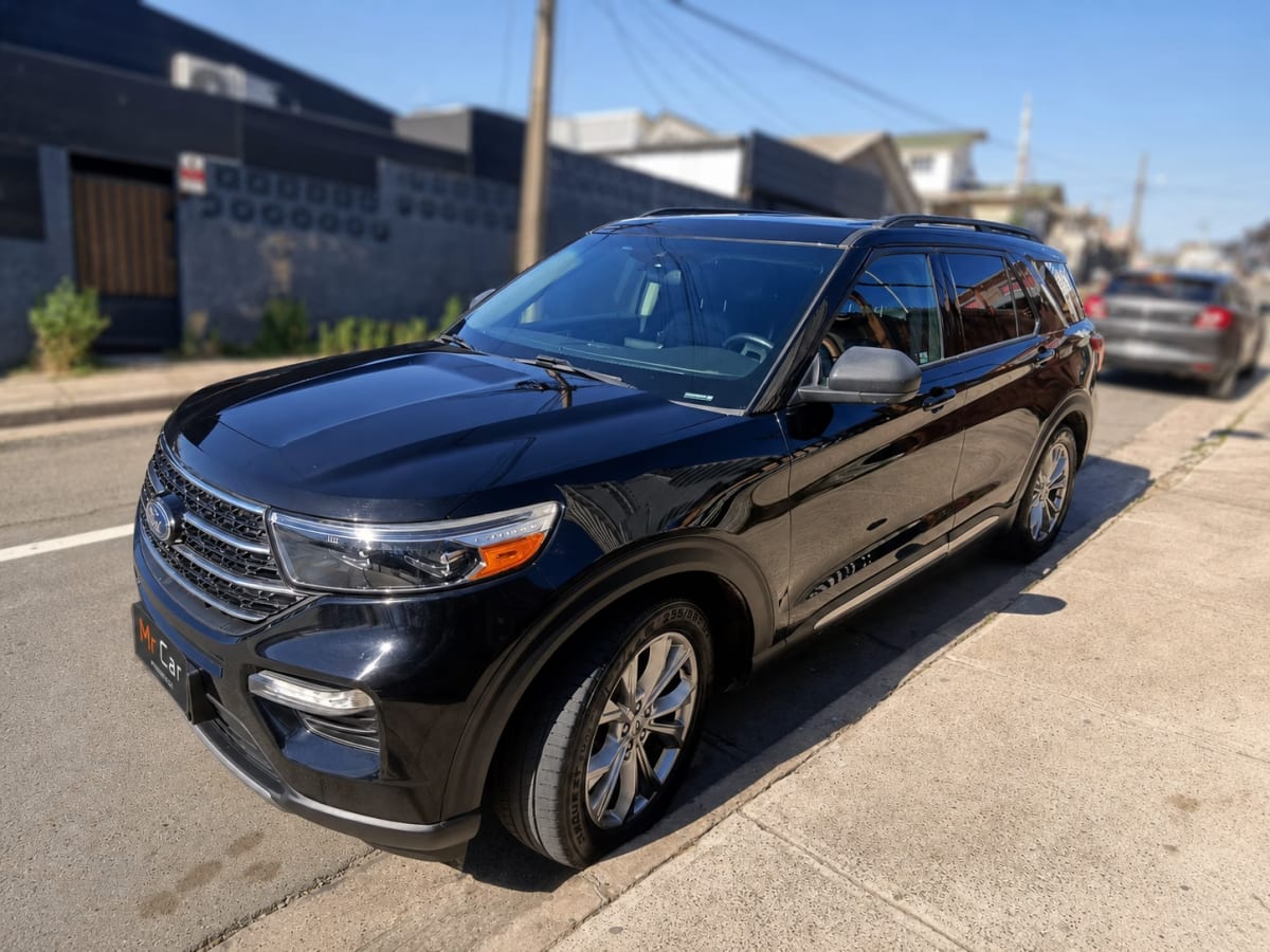 Ford Explorer Xlt año 2021