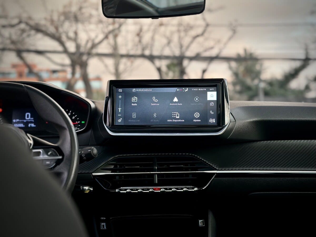 Peugeot 208 Active Pack año 2023