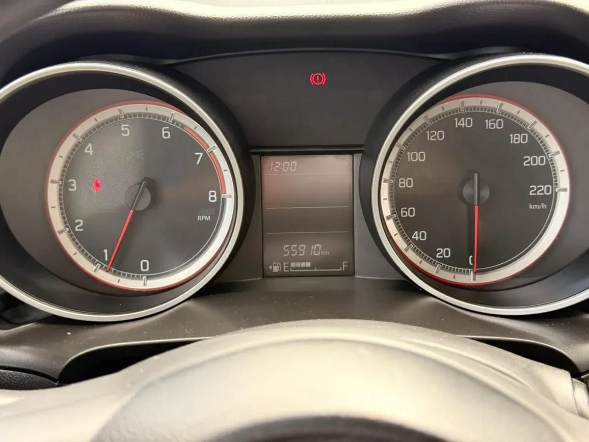 SUZUKI SWIFT 1.2 Sport Amt Gl Mt año 2023