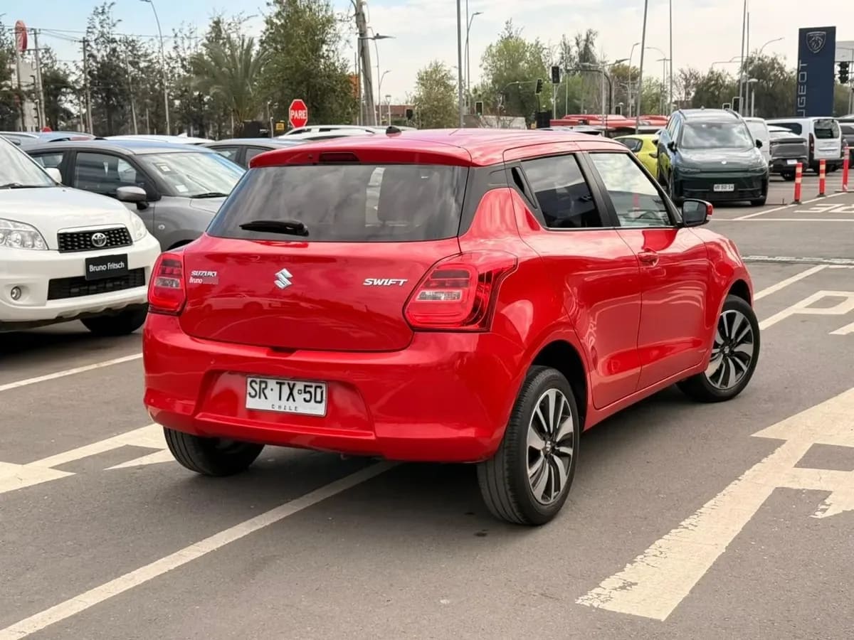 SUZUKI SWIFT 1.2 Sport Amt Gl Mt año 2023