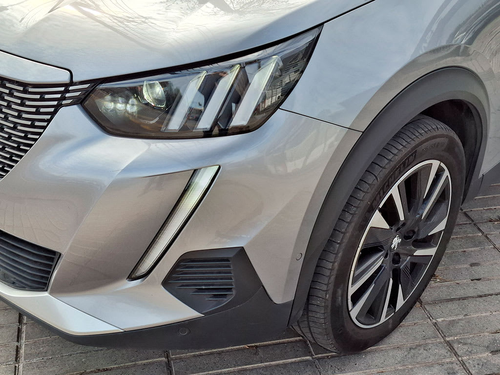 Peugeot E-2008 2008 Ev año 2023