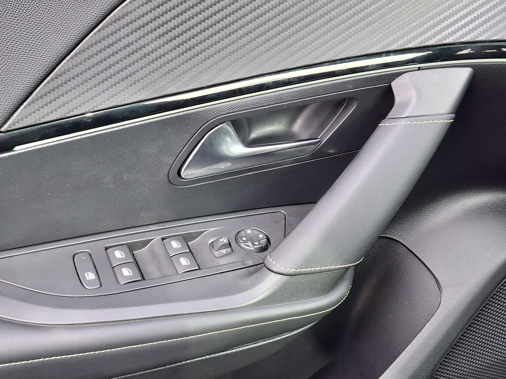 Peugeot E-2008 2008 Ev año 2023