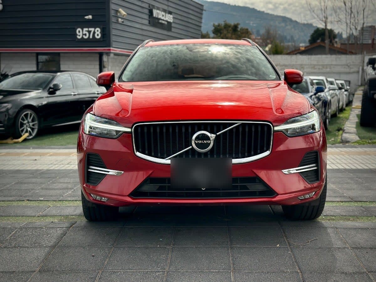 Volvo Xc60 B5 Plus Hybrid año 2024