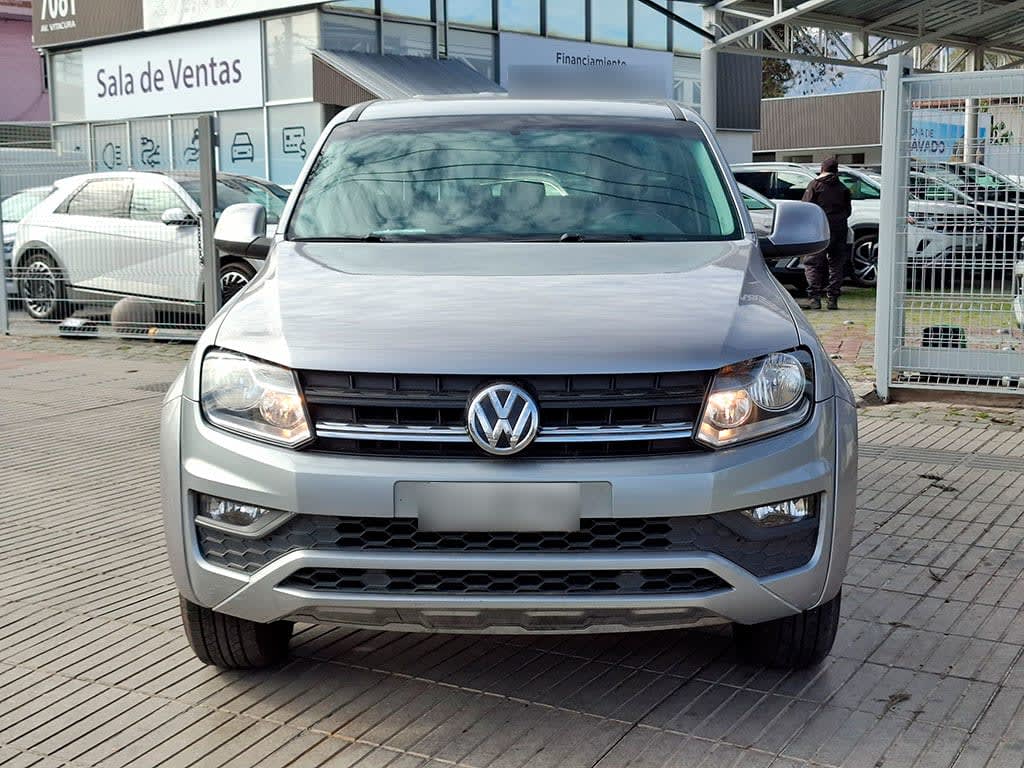 Volkswagen Amarok 2.0 Confortline 4x2 año 2023