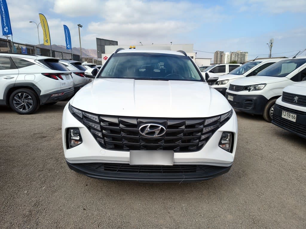 Hyundai Tucson 2.0 Gasolina 4x4 T/a año 2024