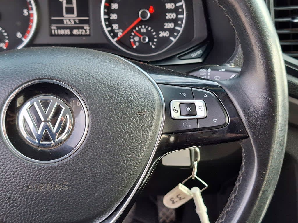 Volkswagen Amarok 2.0 Confortline 4x2 año 2023