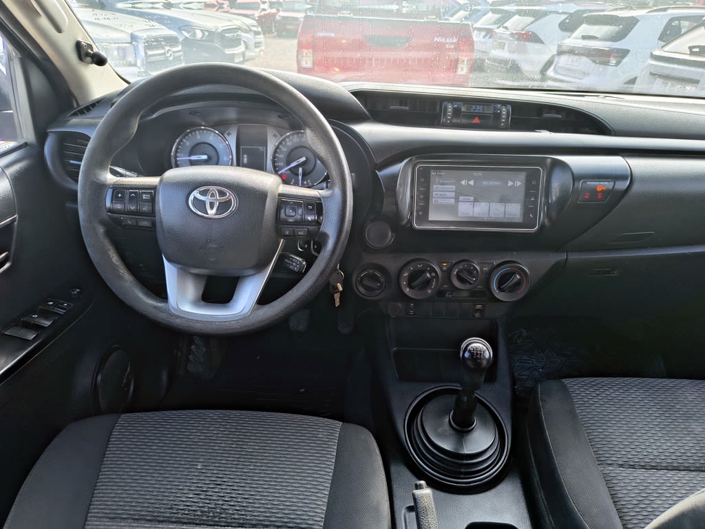 Toyota Hilux Tss 2.4 Diesel 4x4 T/m año 2022