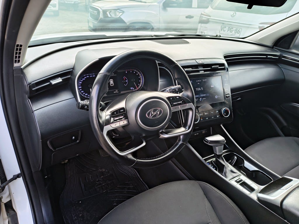 Hyundai Tucson 2.0 Gasolina 4x4 T/a año 2024