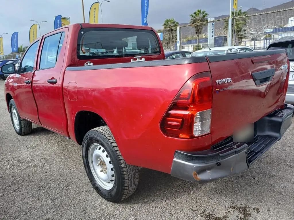 Toyota Hilux Tss 2.4 Diesel 4x2 T/m año 2022