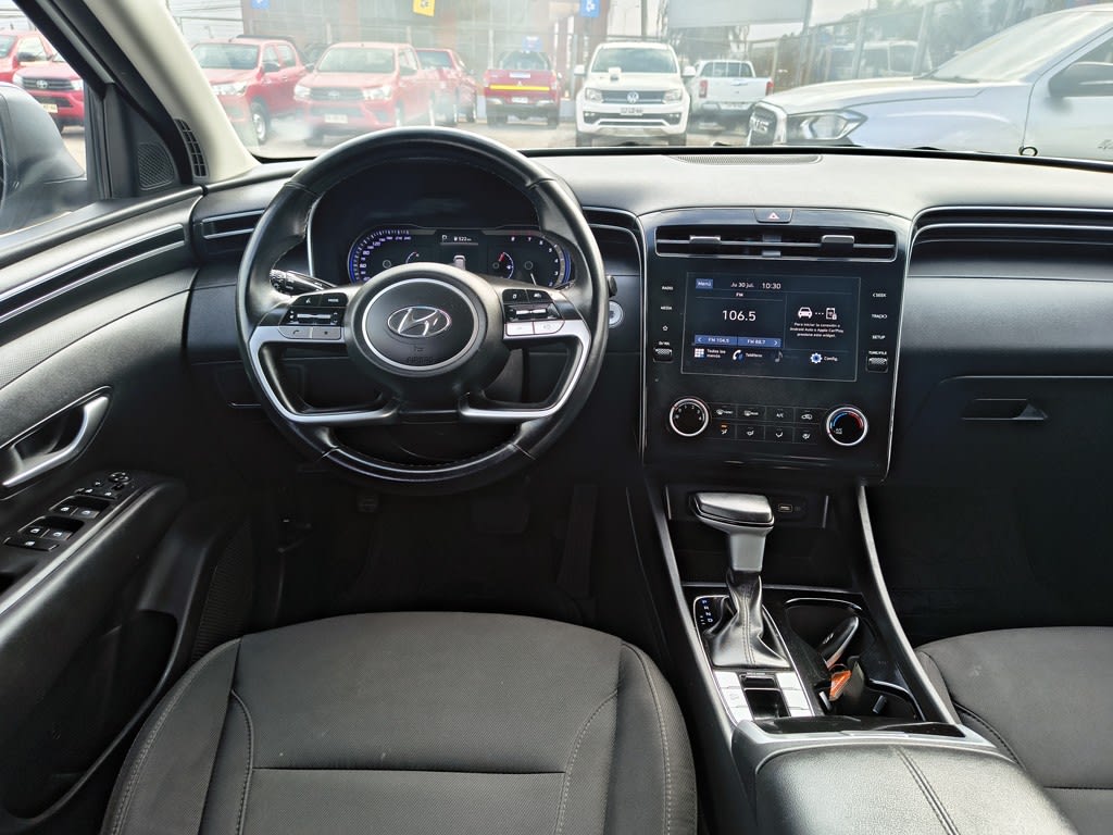 Hyundai Tucson 2.0 Gasolina 4x4 T/a año 2024