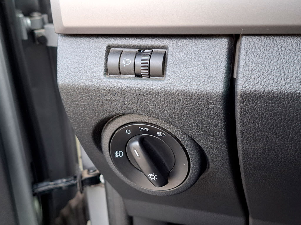 Volkswagen Amarok 2.0 Confortline 4x2 año 2023