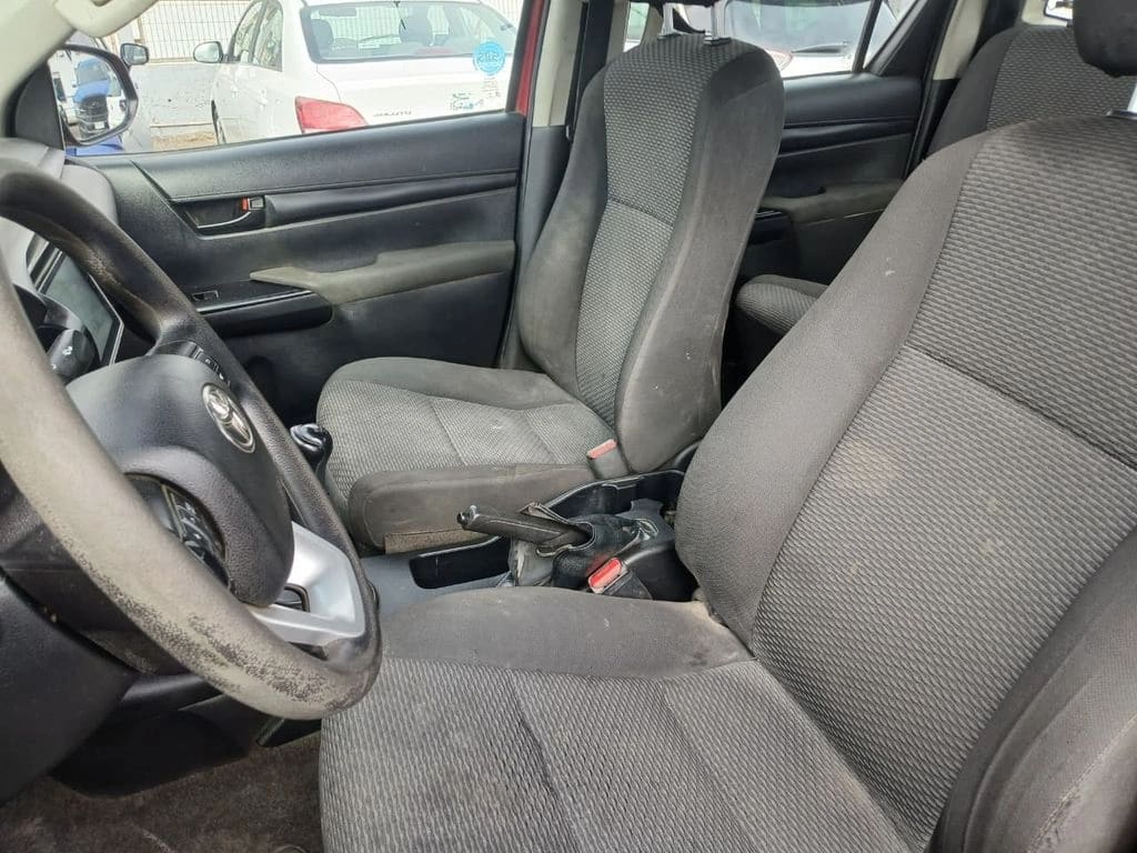 Toyota Hilux Tss 2.4 Diesel 4x2 T/m año 2022