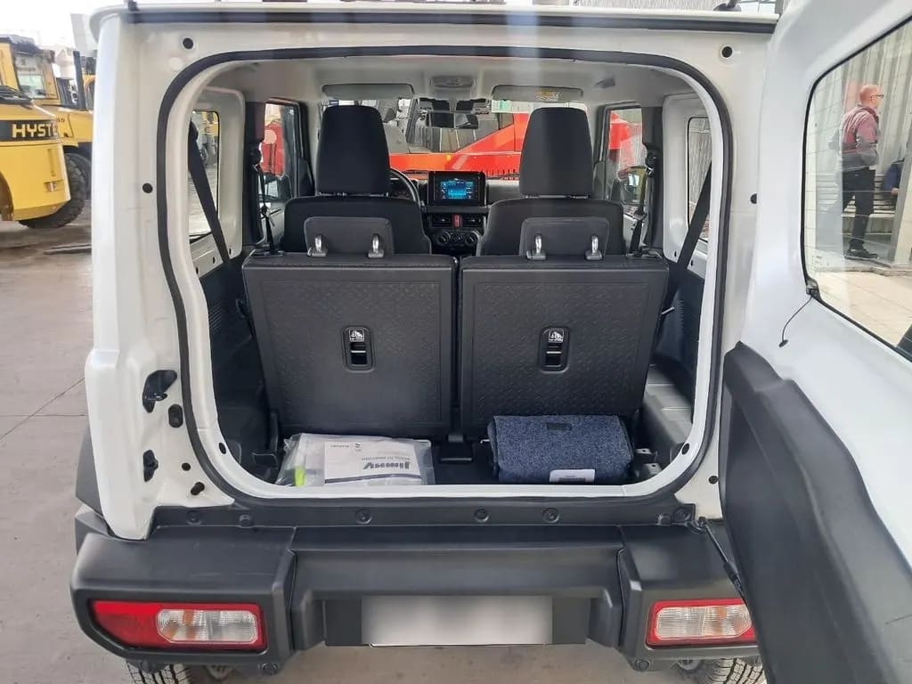 Suzuki Jimny Gl Winche Mt 4x4 Precio+ Iva año 2026