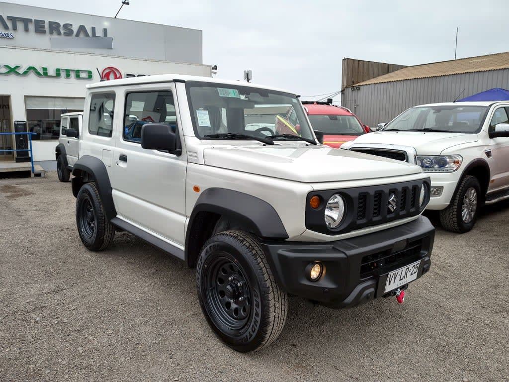 Suzuki Jimny Gl Winche Mt 4x4 Precio+ Iva año 2026