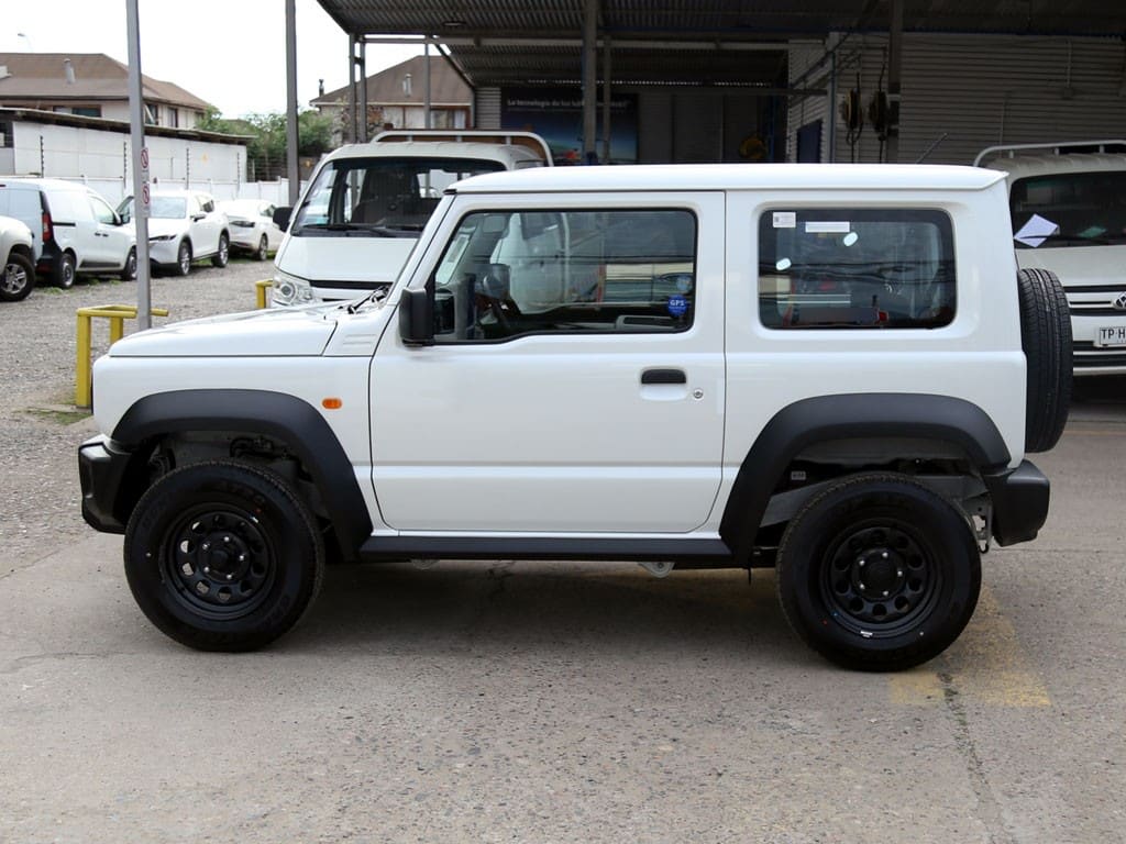 Suzuki Jimny Gl Winche Mt 4x4 Precio+ Iva año 2026