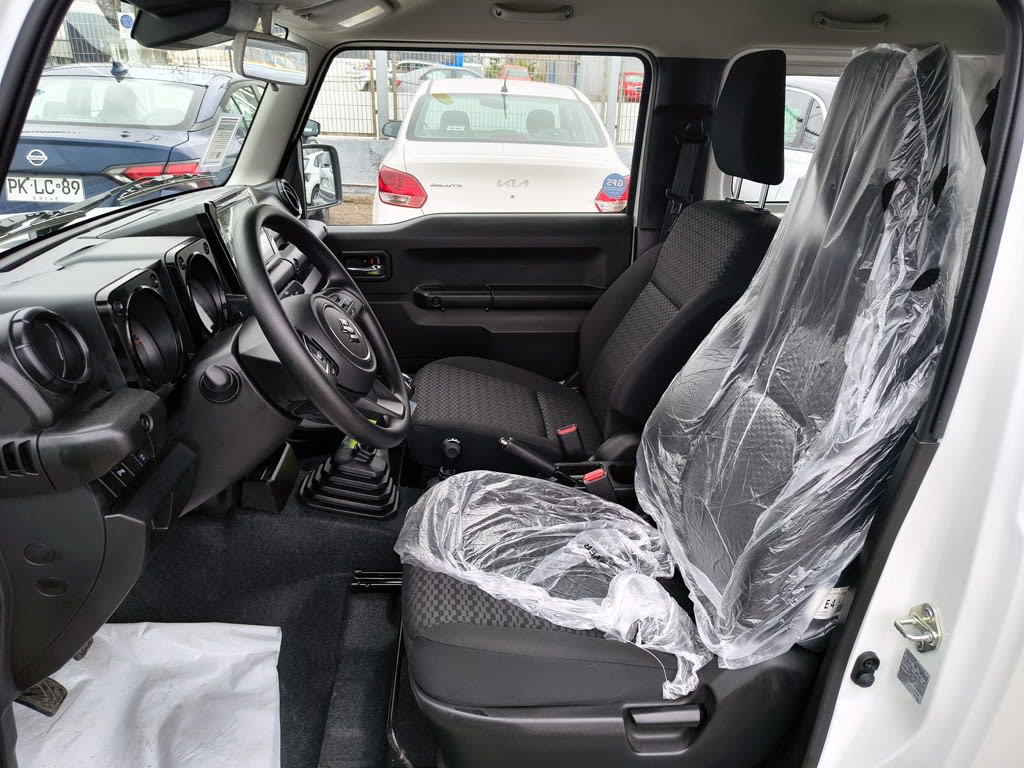 Suzuki Jimny Gl Winche Mt 4x4 Precio+ Iva año 2026
