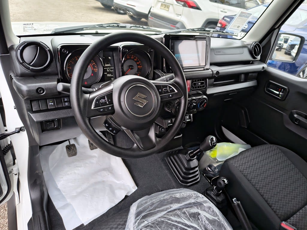 Suzuki Jimny Gl Winche Mt 4x4 Precio+ Iva año 2026
