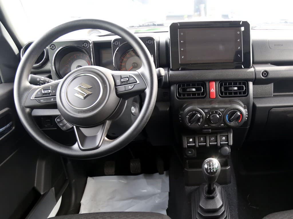 Suzuki Jimny 4x4 1.5 Gl Winche Mt Precio + Iva año 2026