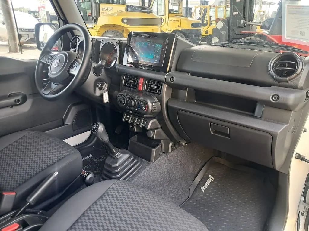 Suzuki Jimny Gl Winche Mt 4x4 Precio+ Iva año 2026