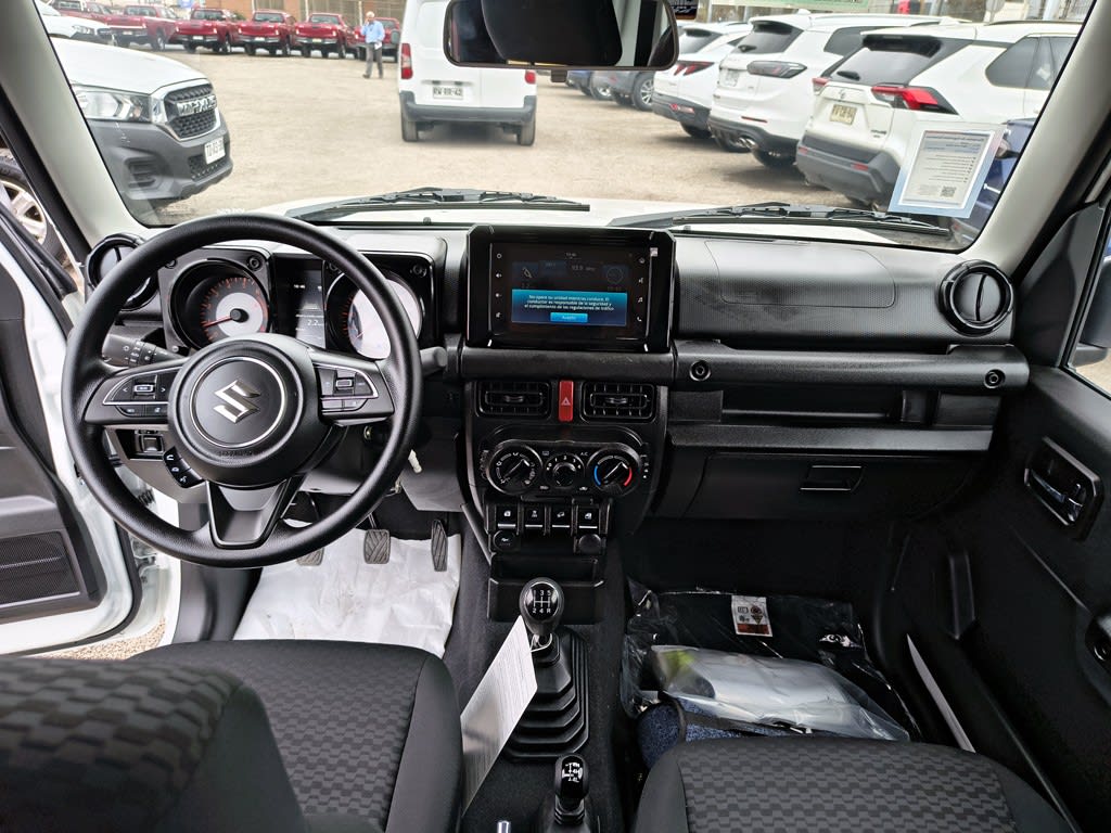Suzuki Jimny Gl Winche Mt 4x4 Precio+ Iva año 2026