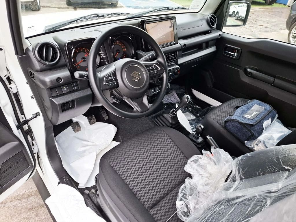 Suzuki Jimny Gl Winche Mt 4x4 Precio+ Iva año 2026