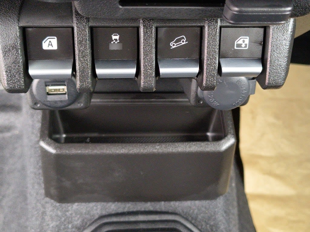 Suzuki Jimny Gl Winche Mt 4x4 Precio+ Iva año 2026